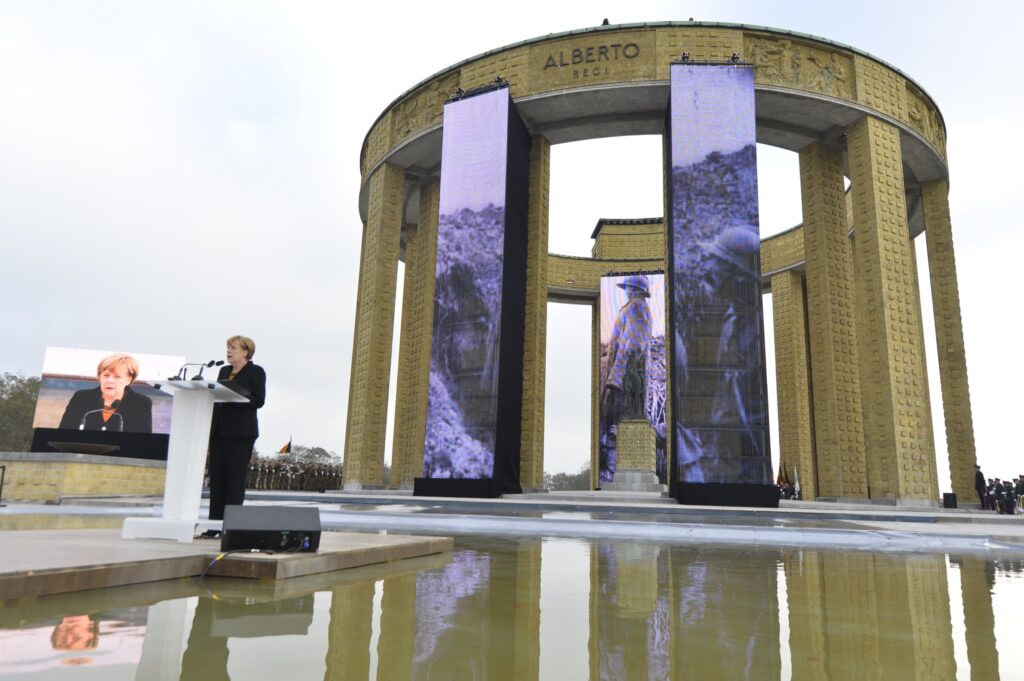 20141028 NIEUWPOORT BELGIUM -  Commemorative Ceremony of the One Hundredth Anniversary of the First World War. German Chancellor Angela Merkel pictured at the King Albert I Monument. MANDATORY CREDIT: FOD Kanselarij van de Eerste Minister / SPF Chancellerie du Premier Ministre